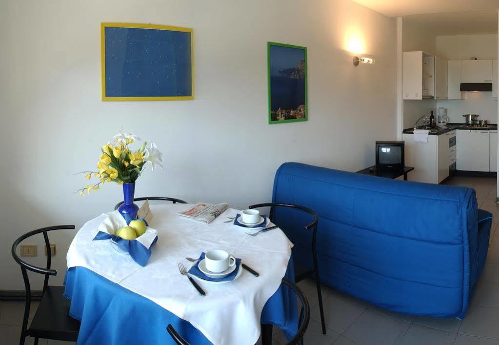 Residence Centro Vela Riva del Garda Esterno foto