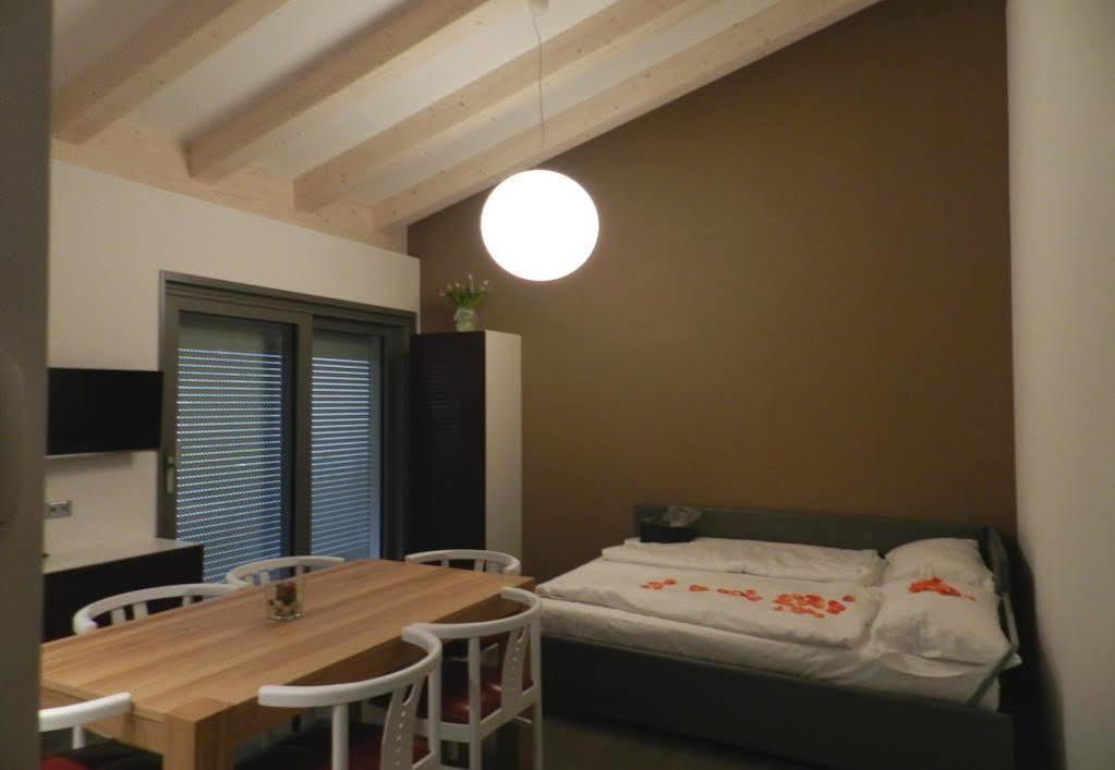 Residence Centro Vela Riva del Garda Esterno foto