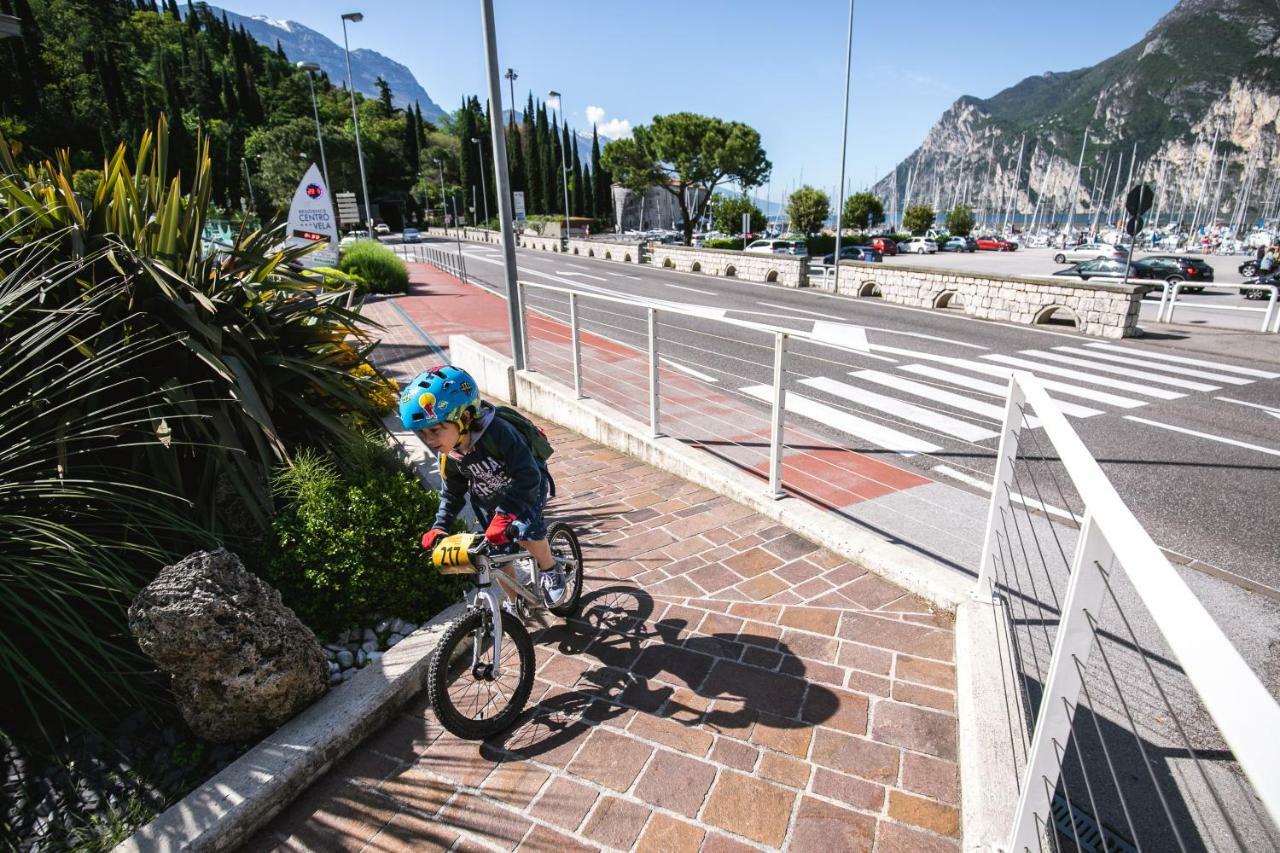 Residence Centro Vela Riva del Garda Esterno foto