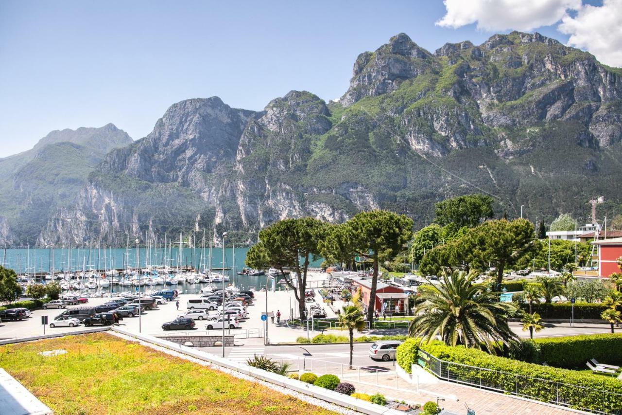 Residence Centro Vela Riva del Garda Esterno foto